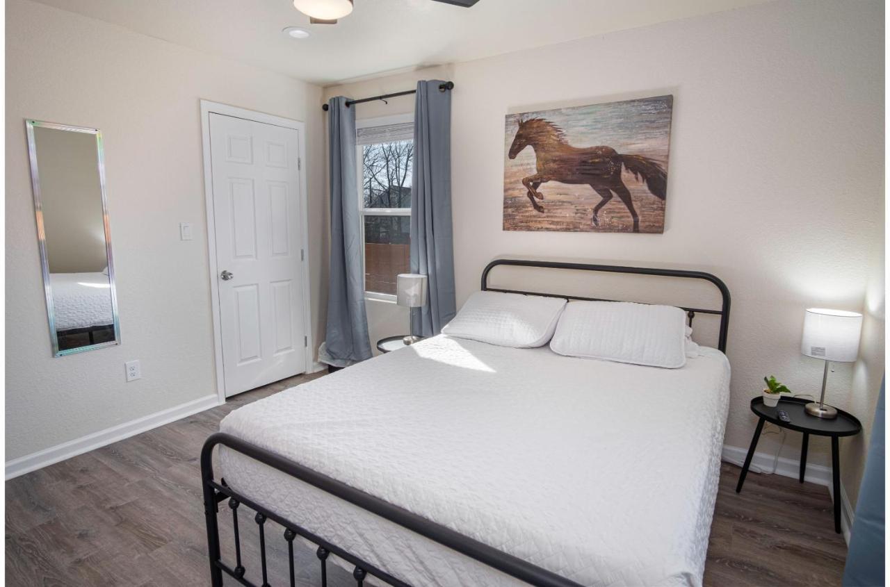 Adorable 2Br Guesthouse Close To Riverwalk And Dt ซานอันโตนิโอ ห้อง รูปภาพ